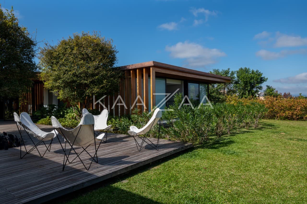 Luz, arquitetura, sofisticação: uma casa modelo na Quinta da Baroneza - Foto 18