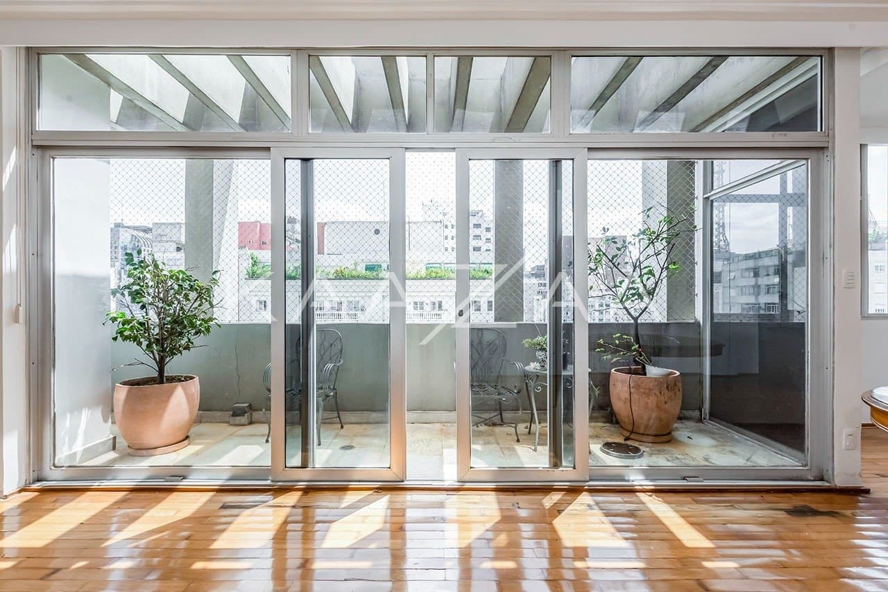 Adorável cobertura no Jardim Paulista, ensolarada e com acabamentos descolados. - Foto 2