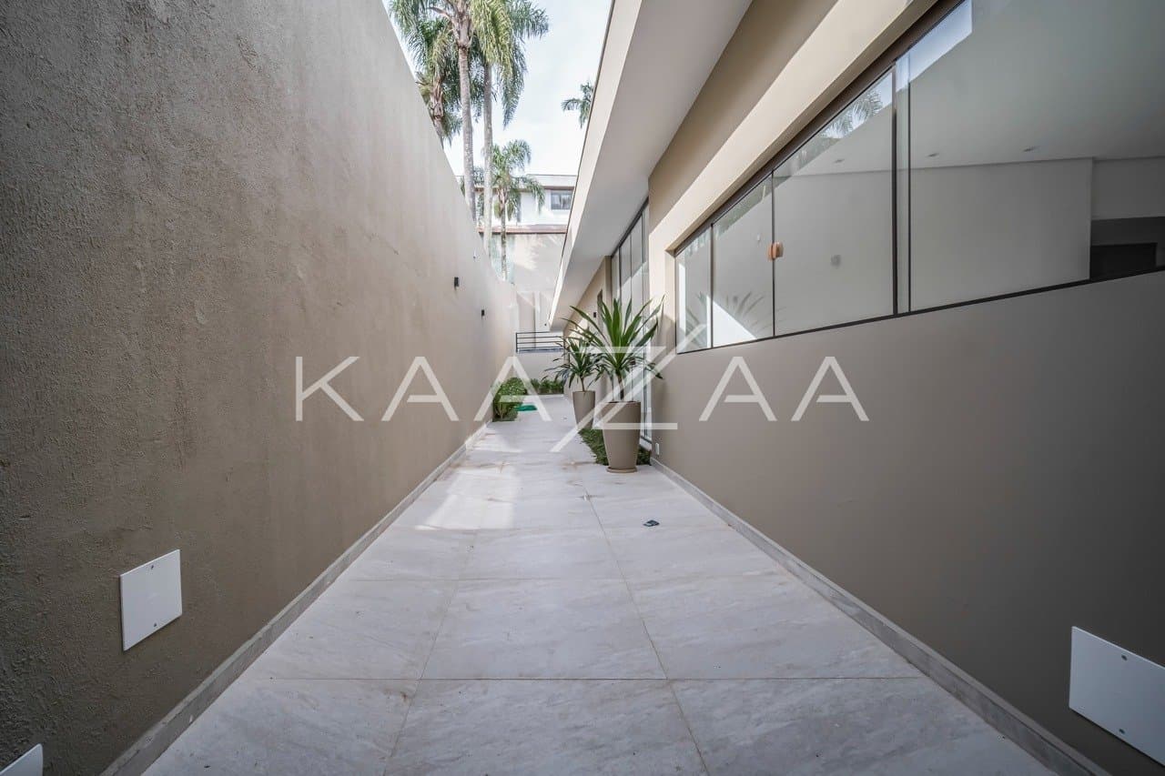 Venha conhecer essa casa e transforme-a no seu refúgio de tranquilidade no Jardim Guedala. - Foto 10
