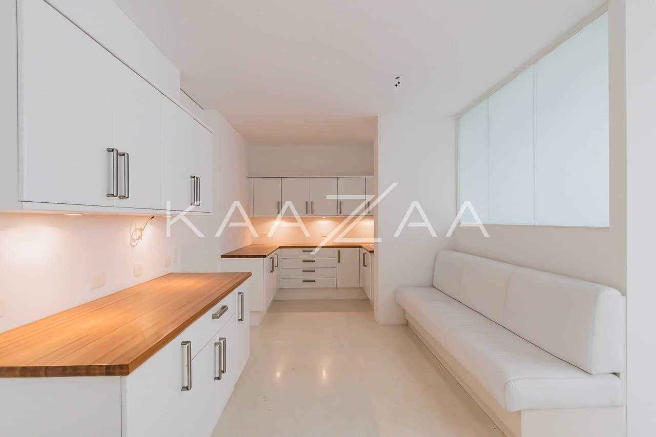 Em uma localização incrível no Jardins, venha viver neste apartamento em prédio icônico. - Foto 10