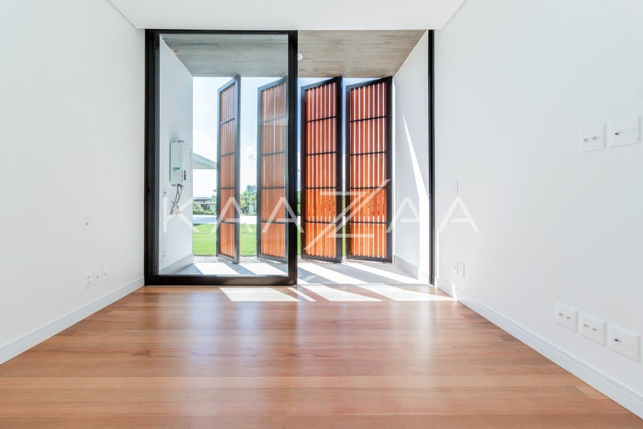 Casa em elegante diálogo com a natureza na Baroneza - Foto 22