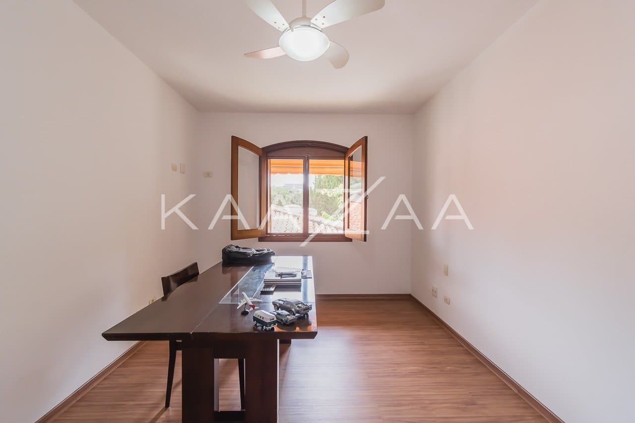 Casa com clima sossegado e muitos espaços para aproveitar, em Alto de Pinheiros. - Foto 18
