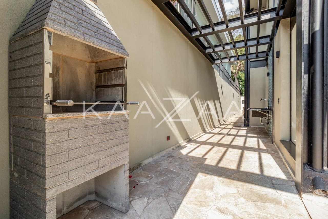 Casa contemporânea com jardim e elevador, no Jardim Paulista. - Foto 4